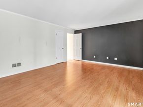 2612 North Avenue F9, Bridgeport CT 06604