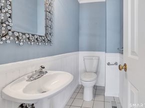 2612 North Avenue F9, Bridgeport CT 06604