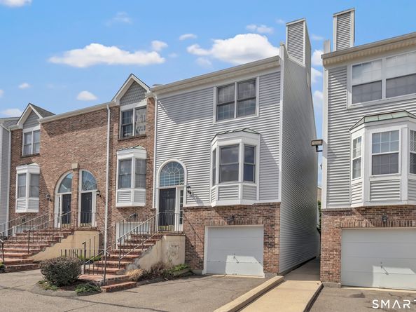2612 North Avenue F9, Bridgeport CT 06604