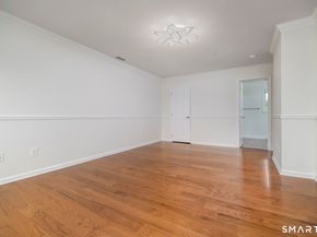 5 Lacey Lane, Norwalk CT 06854