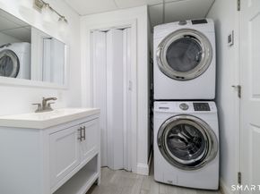 5 Lacey Lane, Norwalk CT 06854