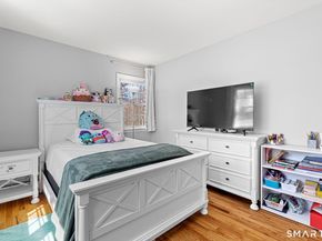 19 Merrimac Drive, Trumbull CT 06611