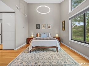 320 Chestnut Hill Road, Stamford CT 06903