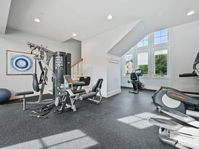 77 Havemeyer Lane 318, Stamford CT 06902
