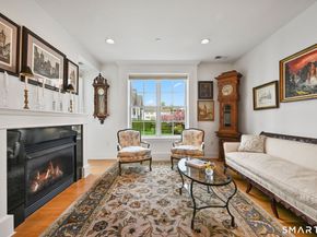 77 Havemeyer Lane 318, Stamford CT 06902
