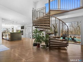 66 Dogwood Lane, Trumbull CT 06611