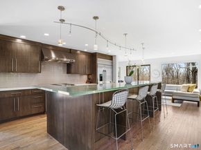 66 Dogwood Lane, Trumbull CT 06611