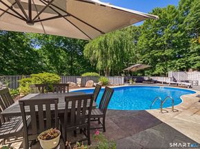 66 Dogwood Lane, Trumbull CT 06611