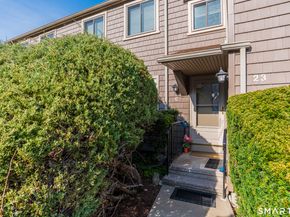 23 Happy Hollow Circle C, Stratford CT 06614