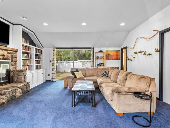42 Mead Avenue, Greenwich CT 06807