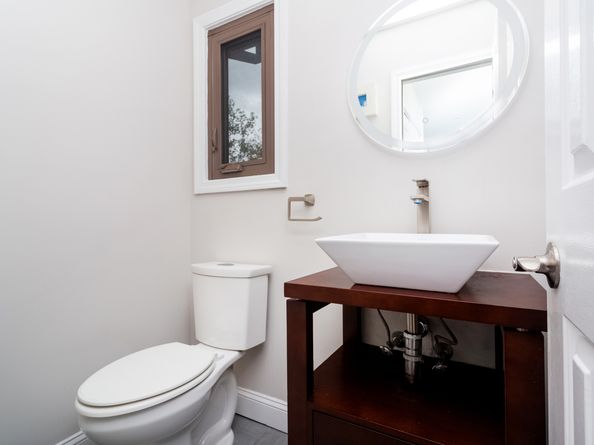 4 Pond View Drive 4, Brookfield CT 06804