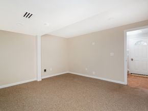 4 Pond View Drive 4, Brookfield CT 06804