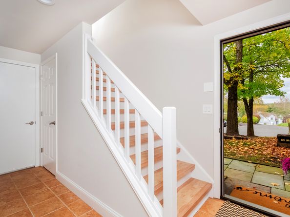 4 Pond View Drive 4, Brookfield CT 06804