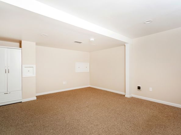 4 Pond View Drive 4, Brookfield CT 06804