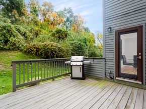 4 Pond View Drive 4, Brookfield CT 06804