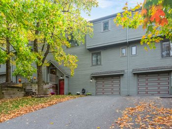 4 Pond View Drive