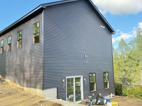 4 Elwell Place, Danbury CT 06810