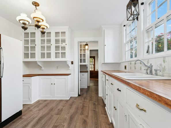 24 Sawmill Road, Norwalk CT 06851