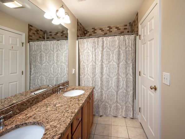 32 Crows Nest Lane 23, Danbury CT 06810