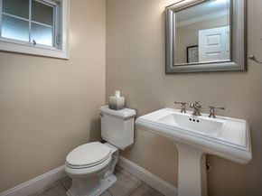 32 Crows Nest Lane 23, Danbury CT 06810