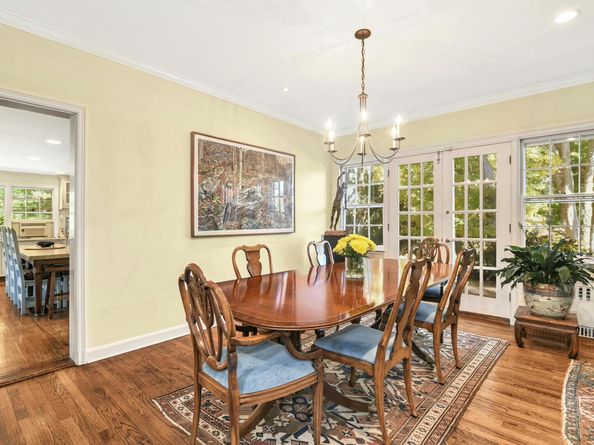 204 Parade Hill Road, New Canaan CT 06840