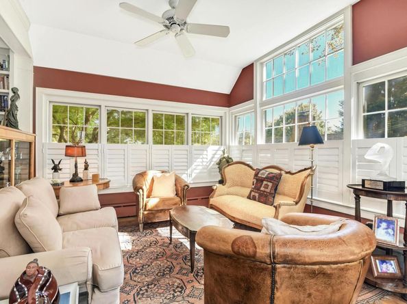 204 Parade Hill Road, New Canaan CT 06840