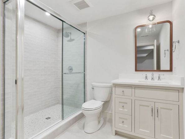 15 Barton Road, Fairfield CT 06824