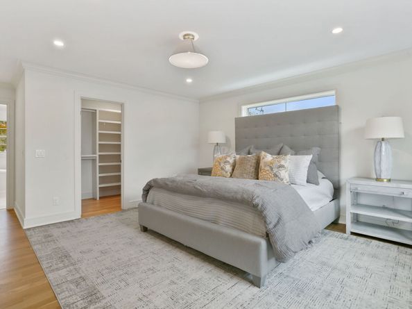 15 Barton Road, Fairfield CT 06824