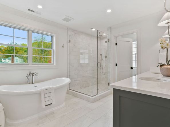 15 Barton Road, Fairfield CT 06824