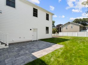 15 Barton Road, Fairfield CT 06824