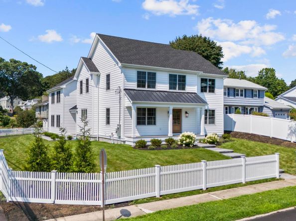 15 Barton Road, Fairfield CT 06824