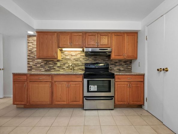 34 Birchwood Road, Monroe CT 06468
