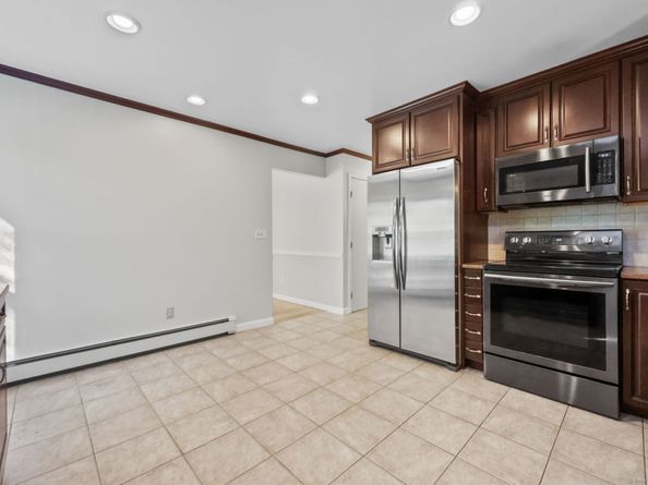 34 Birchwood Road, Monroe CT 06468