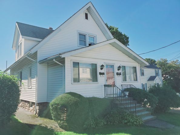 15 Robin Street, Stamford CT 06902