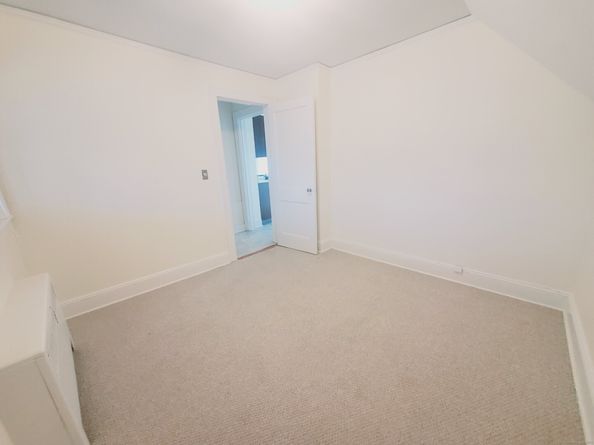 15 Robin Street, Stamford CT 06902