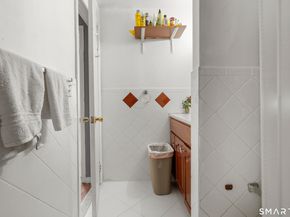 7 Barnstable Lane, Stamford CT 06907