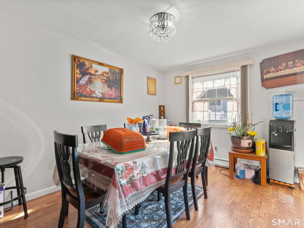 7 Barnstable Lane, Stamford CT 06907