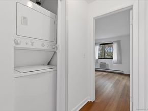 2998 Madison Avenue C, Bridgeport CT 06606