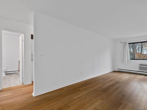 2998 Madison Avenue C, Bridgeport CT 06606