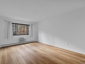 2998 Madison Avenue C, Bridgeport CT 06606