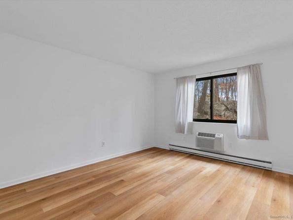 2998 Madison Avenue C, Bridgeport CT 06606