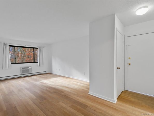 2998 Madison Avenue C, Bridgeport CT 06606