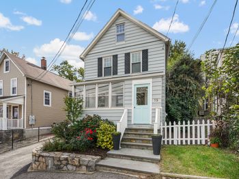 15 Mathews Street