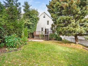 15 Mathews Street, Stamford CT 06902