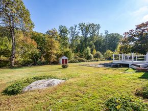 47 Mist Hill Drive, Brookfield CT 06804