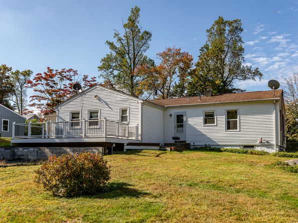 47 Mist Hill Drive, Brookfield CT 06804