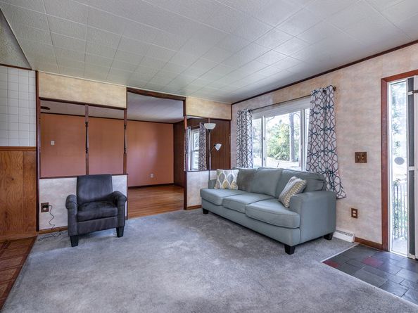 47 Mist Hill Drive, Brookfield CT 06804