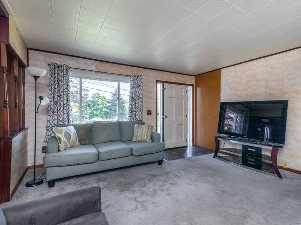 47 Mist Hill Drive, Brookfield CT 06804