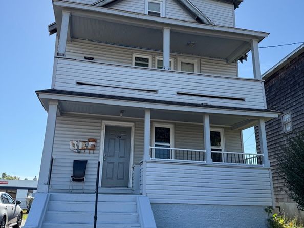 196 Avon Street, Stratford CT 06615