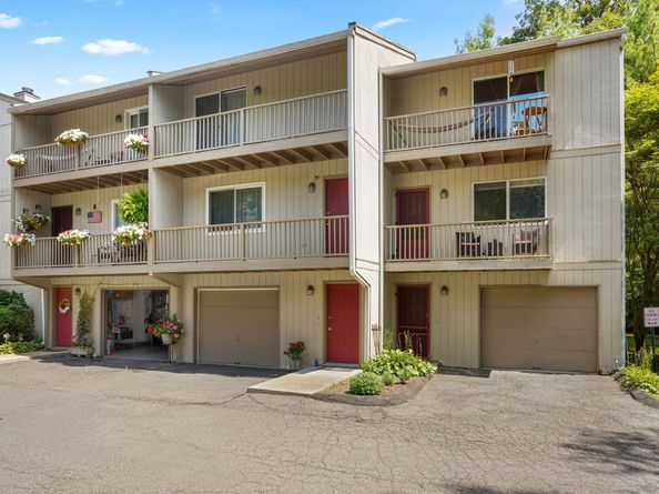 100 Wolfpit Avenue 2, Norwalk CT 06851